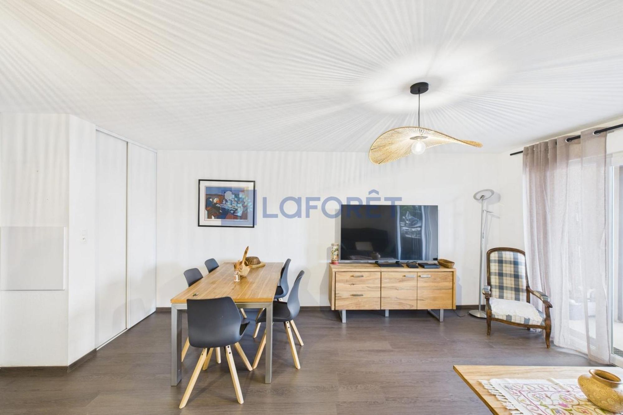 A Ajaccio T2 Climatise Avec Wifi Et Parking Appartement