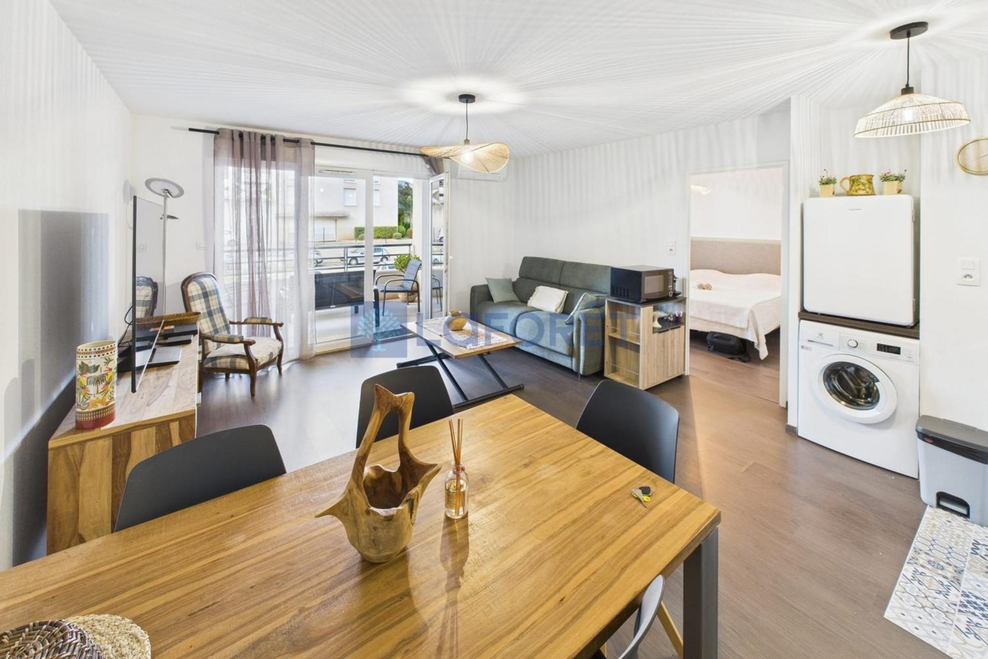 A Ajaccio T2 Climatise Avec Wifi Et Parking Apartment